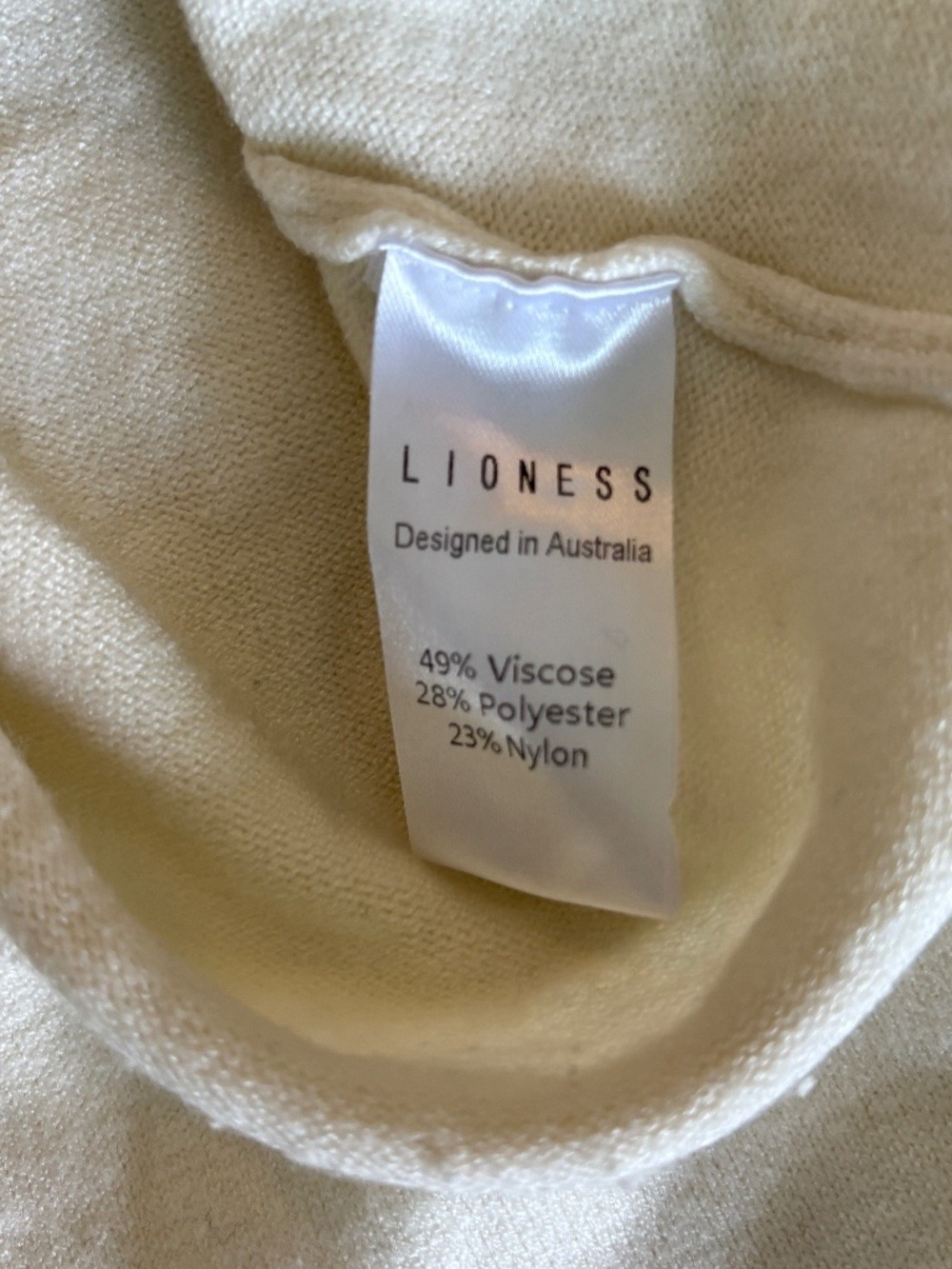 Revolve x LIONESS KOURT VEST Sleevless Button Down Lightweight Knit Cream XS - Picture 10 of 14